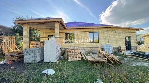 Продается 1-этажный дом, 135 м²