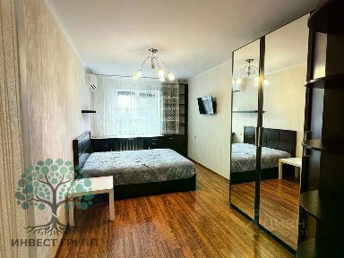 Продается 2-комн. квартира, 72 м²