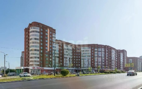 Продается 4-комн. квартира, 107,7 м²