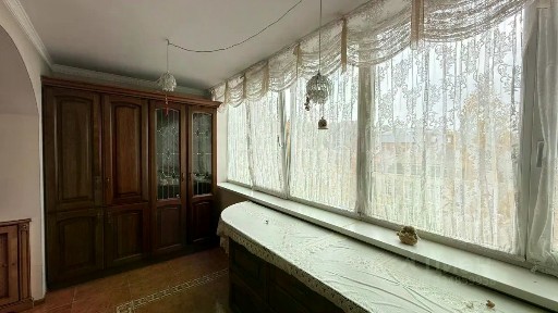 Сдается студия, 90 м²