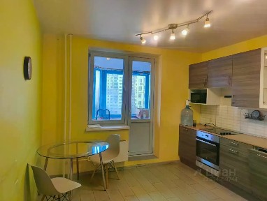 Продается 2-комн. квартира, 55,6 м²