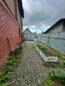 Сдается 3-этажный дом, 189 м²