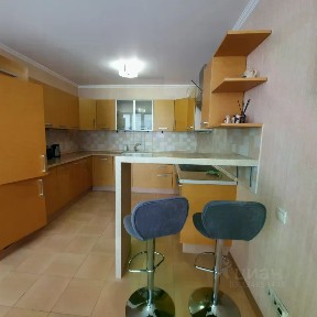 Сдается 2-комн. квартира, 83 м²