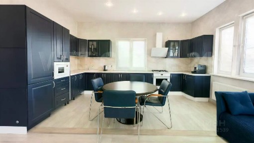 Продается 2-этажный дом, 182,6 м²