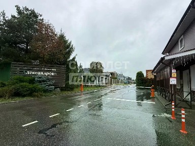 Продается 2-этажный коттедж, 600 м²