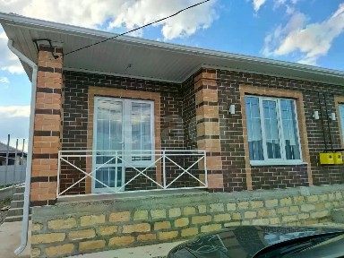 Продается 50% часть дома, 105 м²