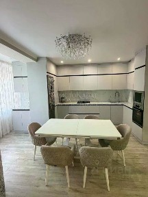 Продается 3-комн. квартира, 115 м²