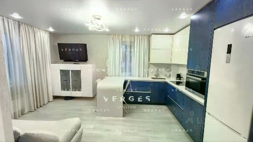 Продается 2-комн. квартира, 61 м²