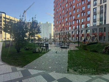 Продается 2-комн. квартира, 69 м²
