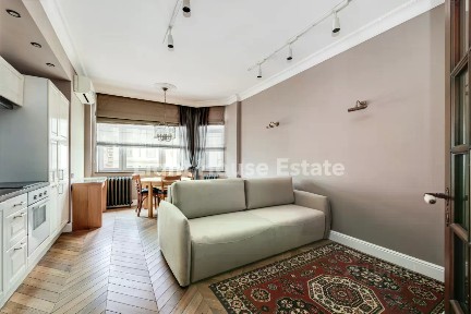 Продается 2-комн. квартира, 55 м²