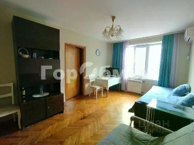 Продается 3-комн. квартира, 52 м²