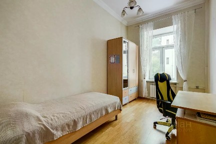 Продается 5-комн. квартира, 131,2 м²
