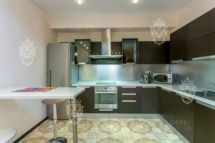 Сдается 3-комн. квартира, 102 м²