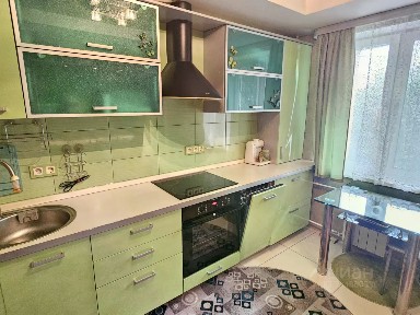 Продается 2-комн. квартира, 57,7 м²