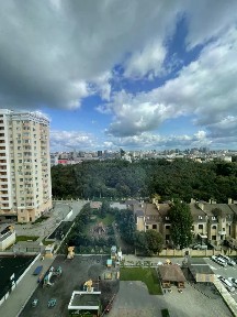 Продается 3-комн. квартира, 105 м²