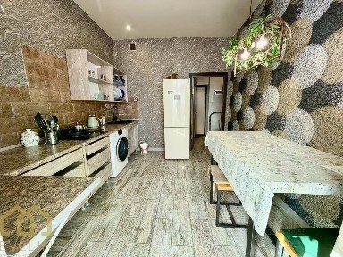 Продается 2-комн. квартира, 62 м²