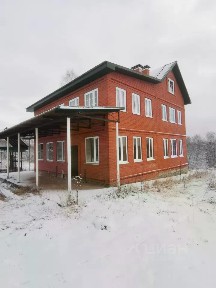 Продается 2-этажный дом, 1 800 м²