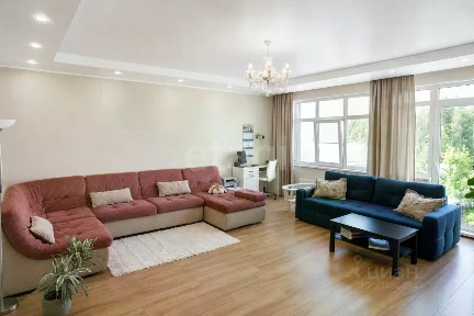 Продается 3-этажный таунхаус, 226,3 м²