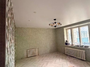 Продается 5-комн. квартира, 83 м²