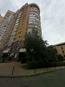 Продается 2-комн. квартира, 77 м²