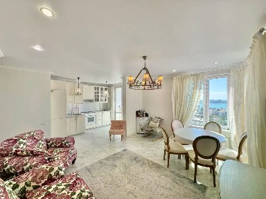 Продается 2-комн. квартира, 52 м²