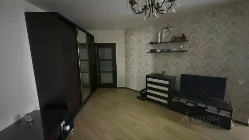 Продается 1-комн. квартира, 54,4 м²