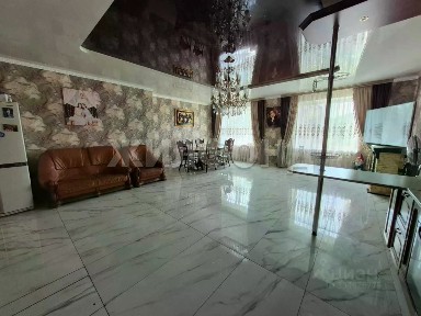 Продается 2-этажный дом, 376 м²