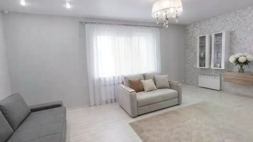 Продается 2-комн. квартира, 72 м²