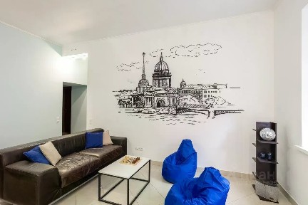 Сдается 4-комн. квартира, 130 м²