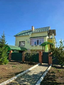 Продается 2-этажный дом, 165 м²