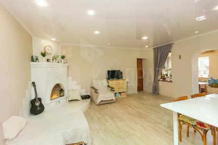 Продается 2-этажный дом, 80 м²