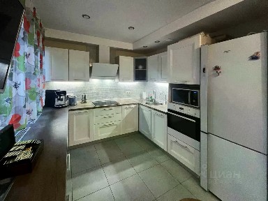 Продается 3-комн. квартира, 72 м²