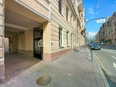 Продается многокомнатная квартира, 188,7 м²