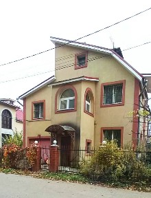 Продается 3-этажный коттедж, 270 м²