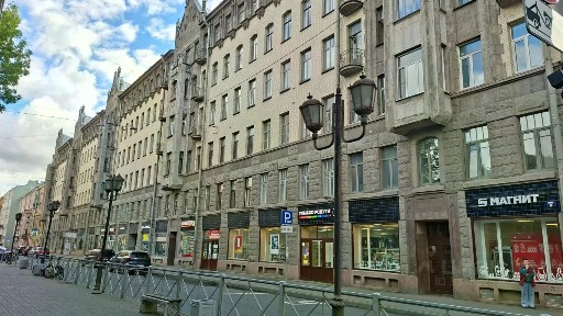 Продается 5-комн. квартира, 113,5 м²