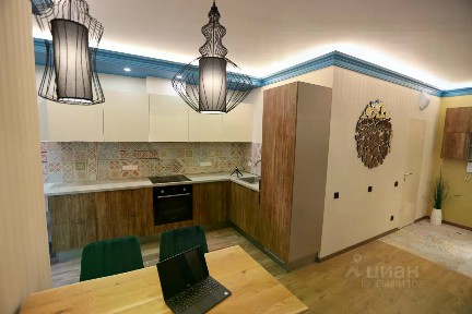 Продаются 1-комн. апартаменты, 56,3 м²