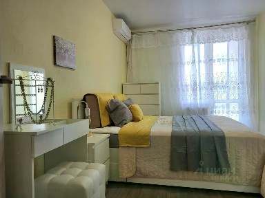 Продается 1-комн. квартира, 42 м²