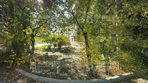 Продается 2-комн. квартира, 42,8 м²
