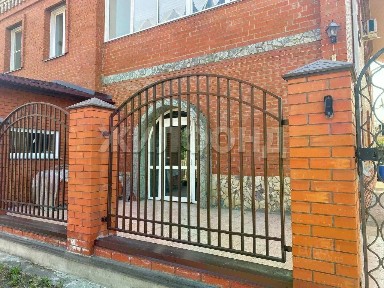 Продается 4-этажный коттедж, 474,8 м²