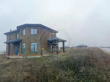 Продается 2-этажный коттедж, 158,5 м²