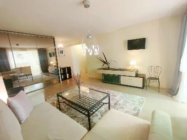 Сдается 1-комн. квартира, 50 м²