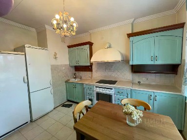 Сдается 3-комн. квартира, 105 м²