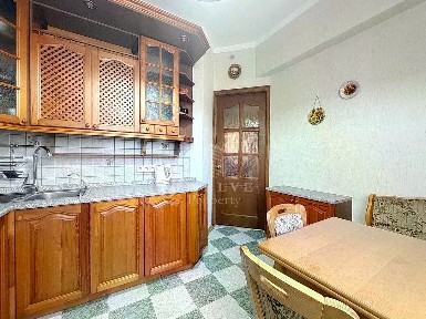 Сдается 4-комн. квартира, 97 м²