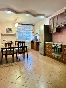 Продается 3-комн. квартира, 97,2 м²