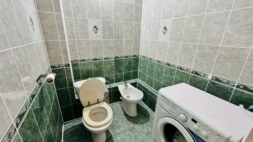 Сдается 2-комн. квартира, 79 м²