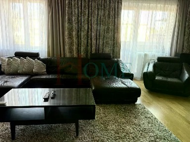 Сдается 3-комн. квартира, 132 м²