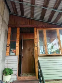 Продается 1/2 часть 2-этажного дома, 73 м²