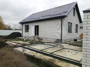 Продается 2-этажный дом, 100 м²