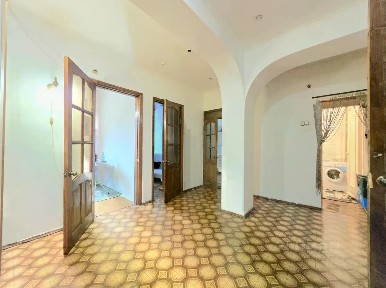 Продается 4-комн. квартира, 90,7 м²
