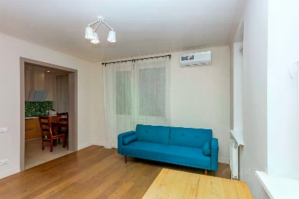 Продается 2-комн. квартира, 58 м²